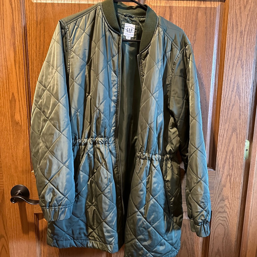 GAP Womens Olive Quilted Puffer Jacket